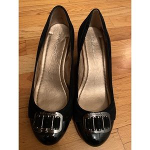 BCBGeneration black suede wedges